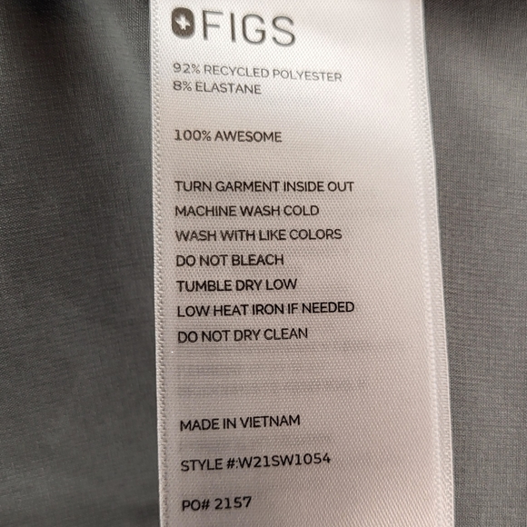 Figs Fionlite Scrubs Tops in Slate Grey size Medium - Picture 4 of 4